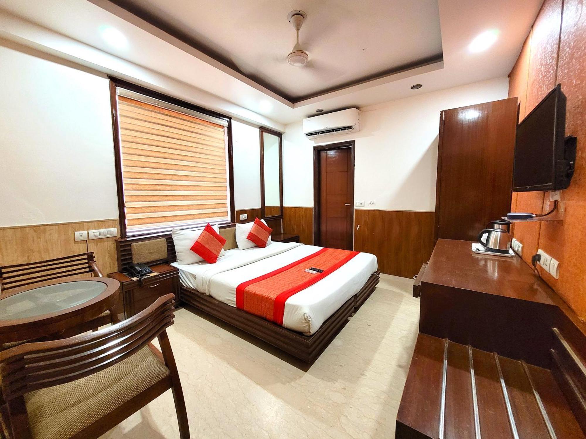 Hotel The Daanish Residency - Karol Bagh New Delhi Exterior foto