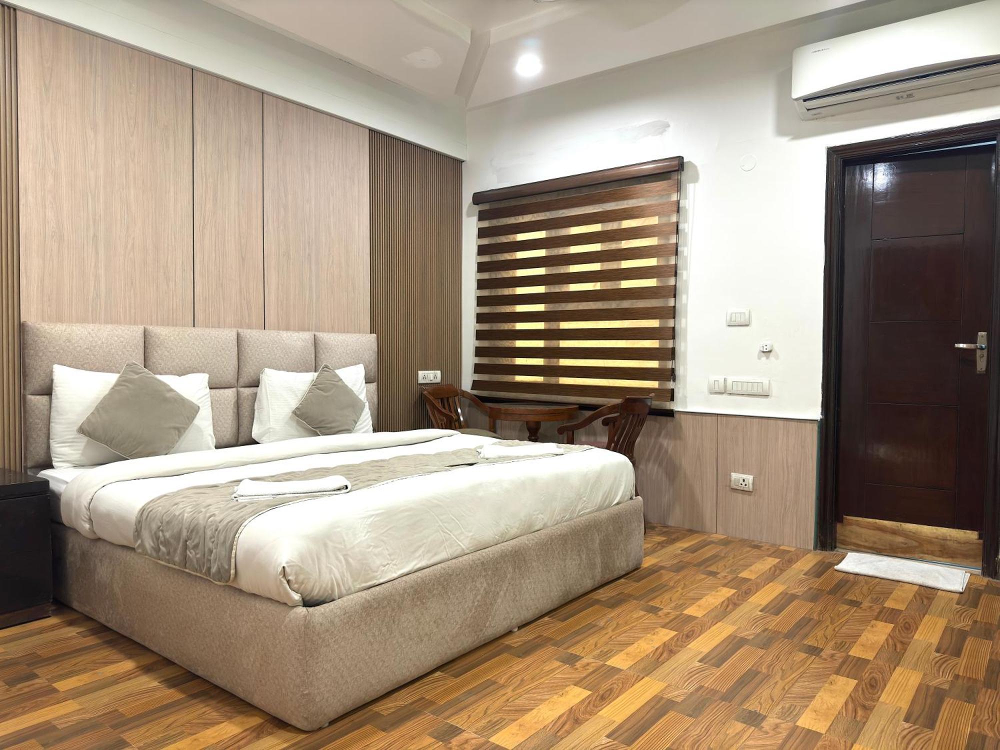 Hotel The Daanish Residency - Karol Bagh New Delhi Exterior foto