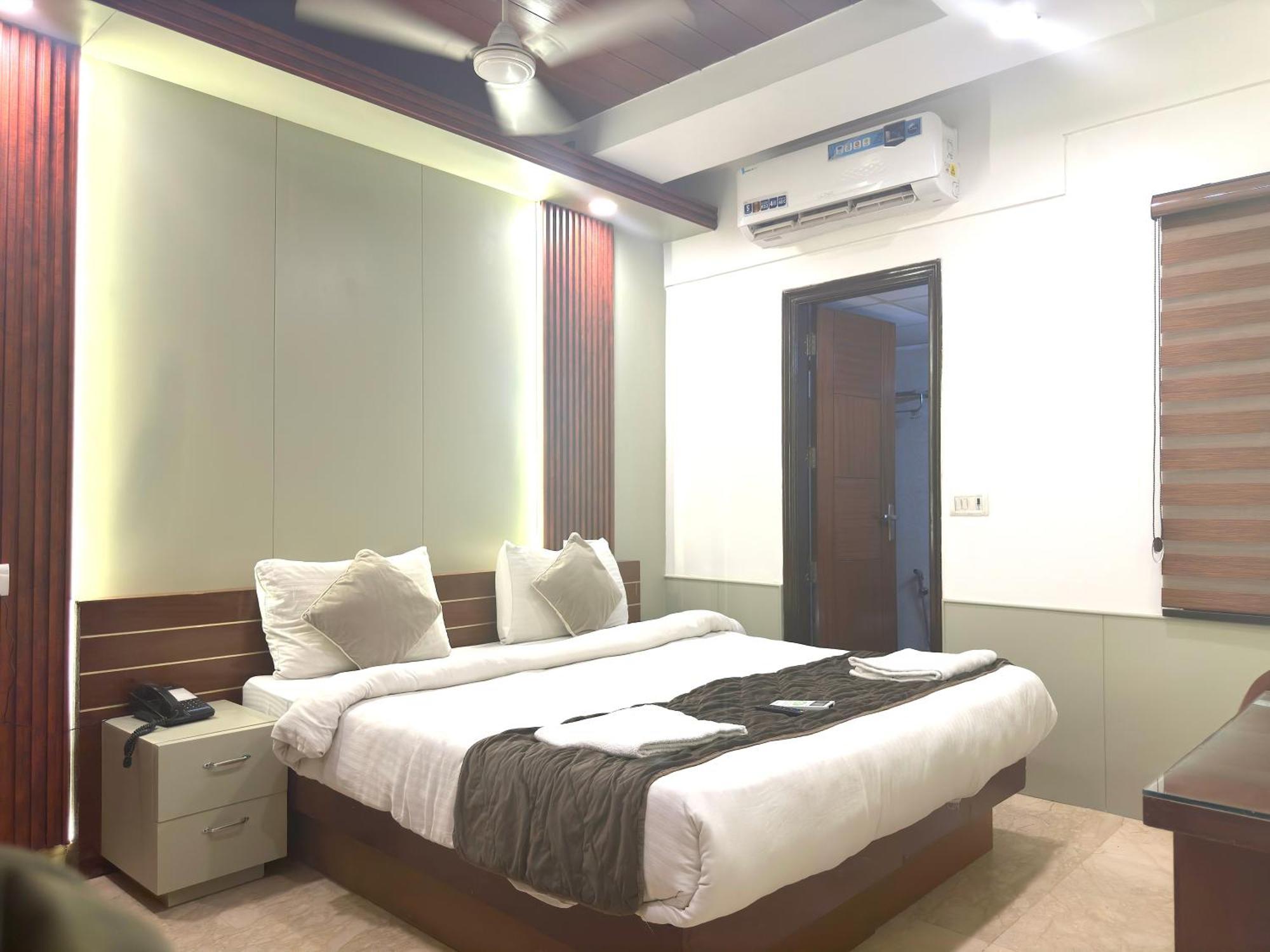 Hotel The Daanish Residency - Karol Bagh New Delhi Exterior foto