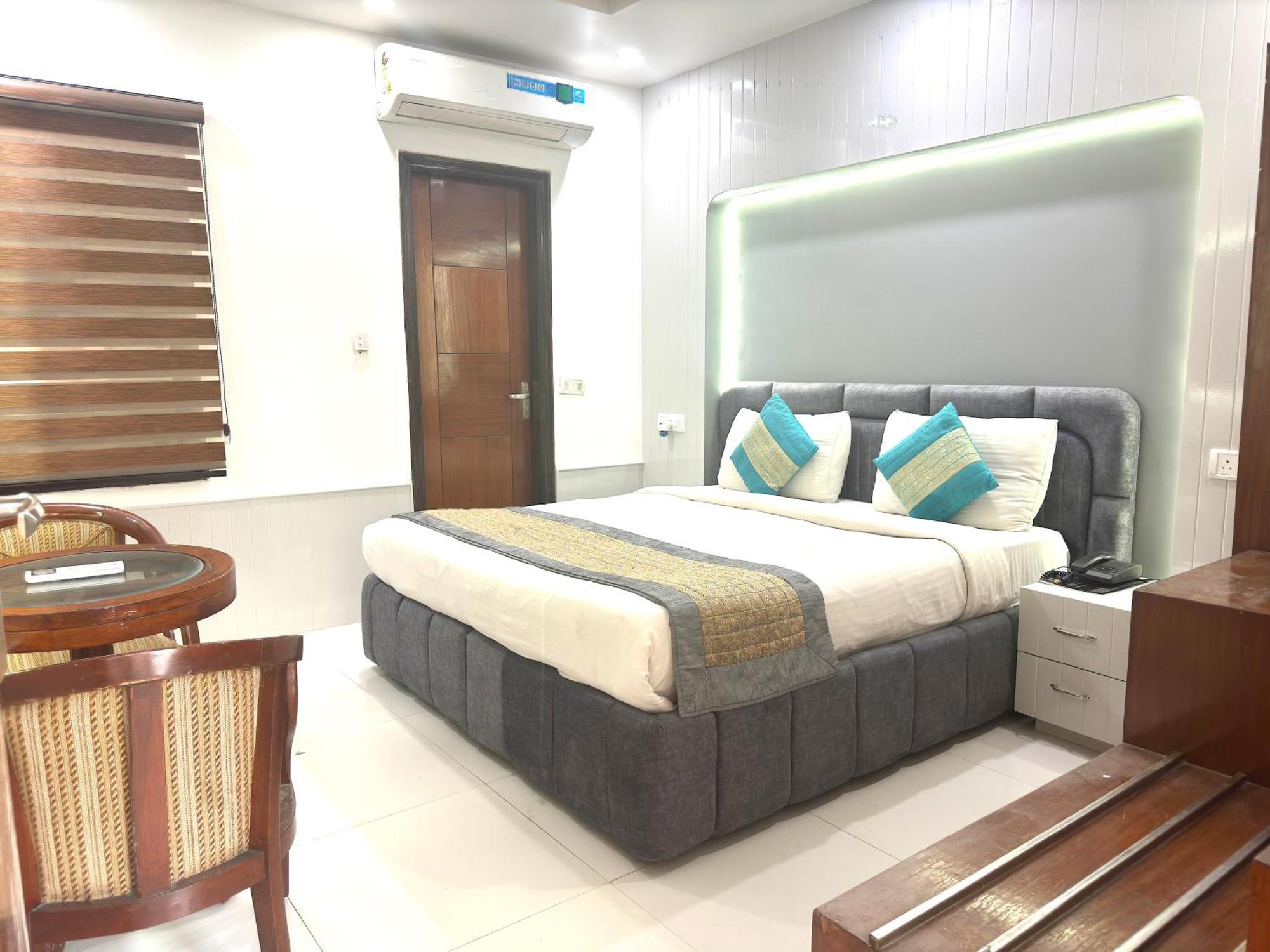 Hotel The Daanish Residency - Karol Bagh New Delhi Exterior foto