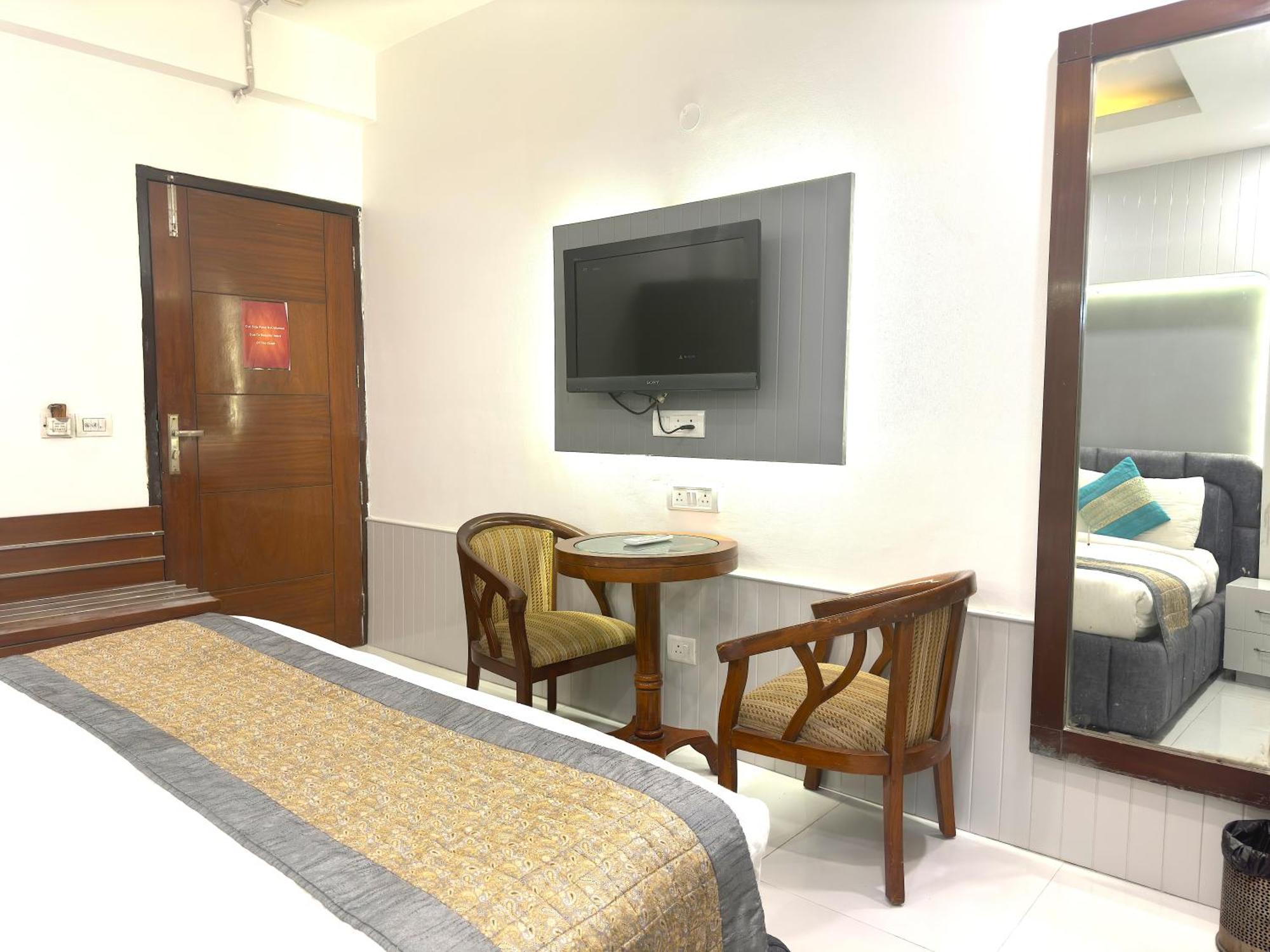 Hotel The Daanish Residency - Karol Bagh New Delhi Exterior foto