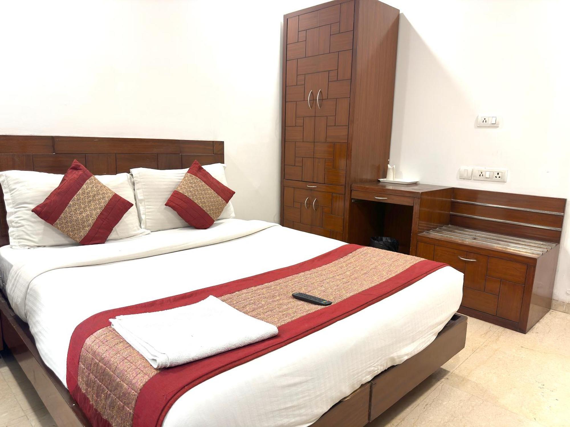 Hotel The Daanish Residency - Karol Bagh New Delhi Exterior foto