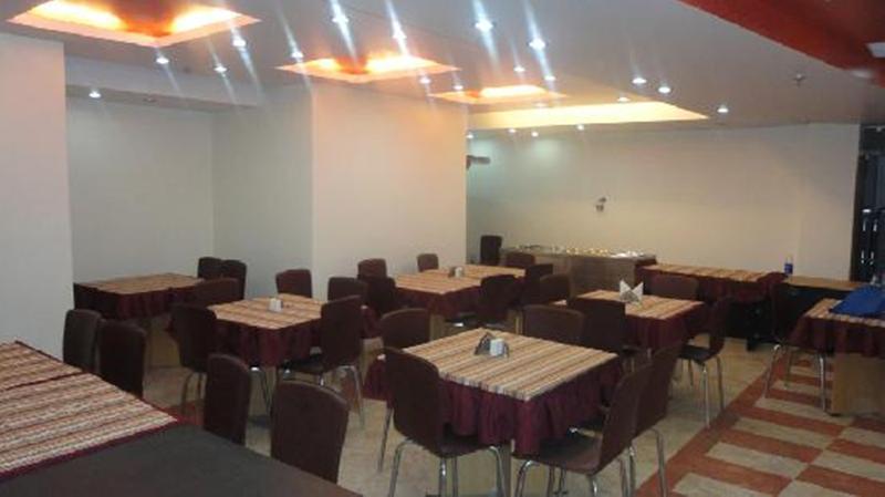 Hotel The Daanish Residency - Karol Bagh New Delhi Restaurant foto